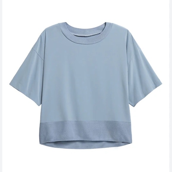 Athleta Ice Blue Zephyr Crop Tee Size M - Picture 2 of 13